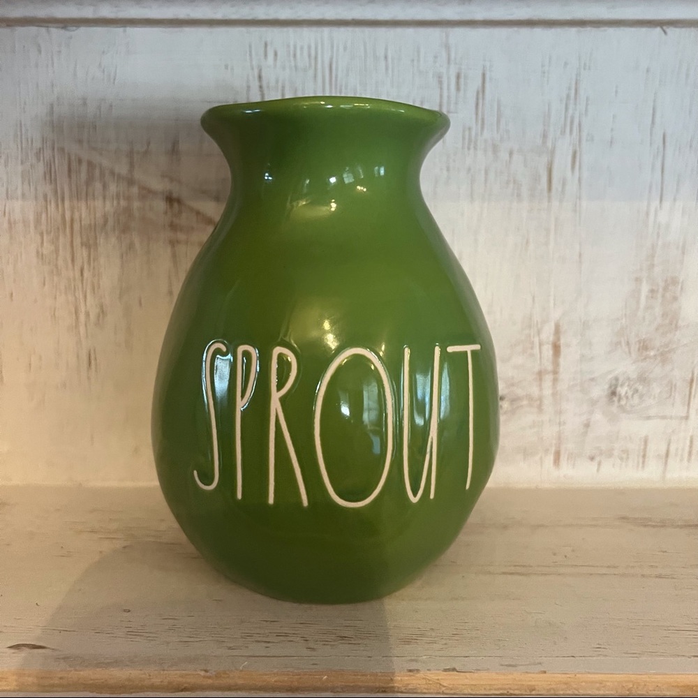 Rae Dunn Green SPROUT Vase 5.25” Tall NWT